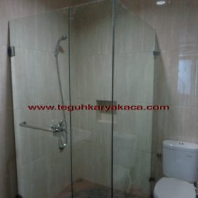 Kaca Shower box