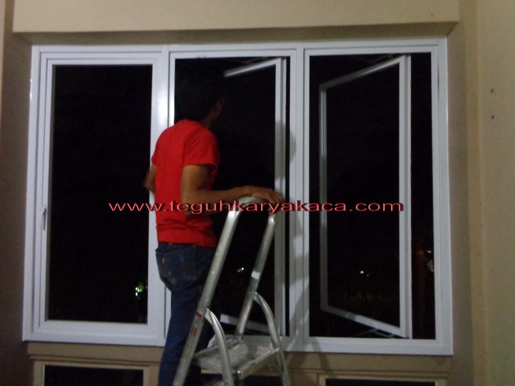 jendela aluminium