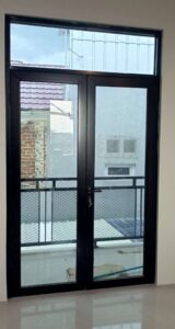 Pintu Alumunium kaca di Bandung
