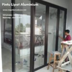 Pintu Lipat alumunium kaca